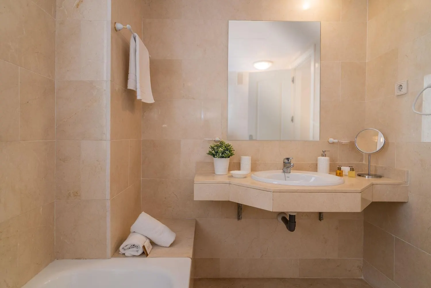 דירות מארבלה Excellent Banus With Pool And Parking Rdr473 0*,  ספרד